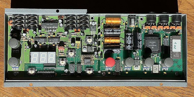 Waldorf 4pole Curtis version inside