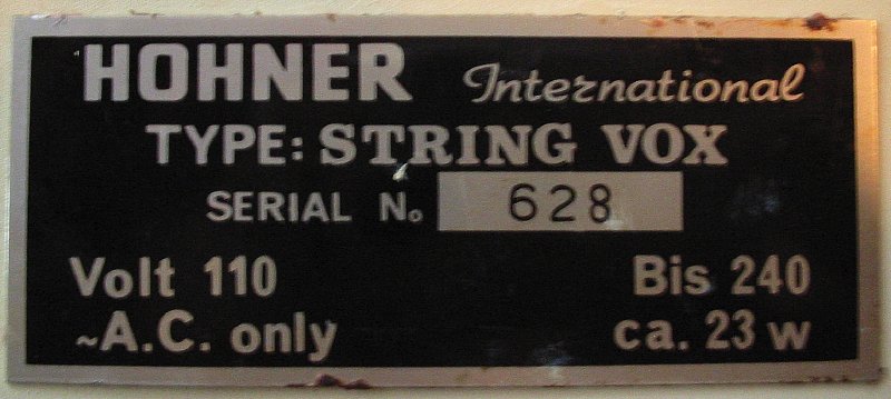 Hohner String Vox label